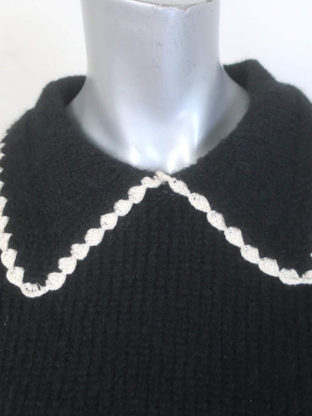 THE GREAT The Crochet Collar Pullover Sweater Black Alpaca-Blend Size 0 - Picture 2 of 8
